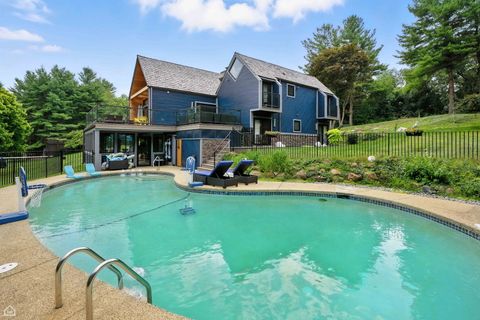 Tiny photo for 367 Overlook Road, Barrington, IL 60010 (MLS # 12547600)