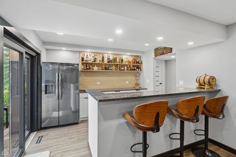 Tiny photo for 367 Overlook Road, Barrington, IL 60010 (MLS # 12547600)