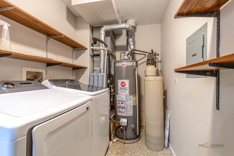 Tiny photo for 369 Southbury Court #D2, Schaumburg, IL 60193 (MLS # 12729190)