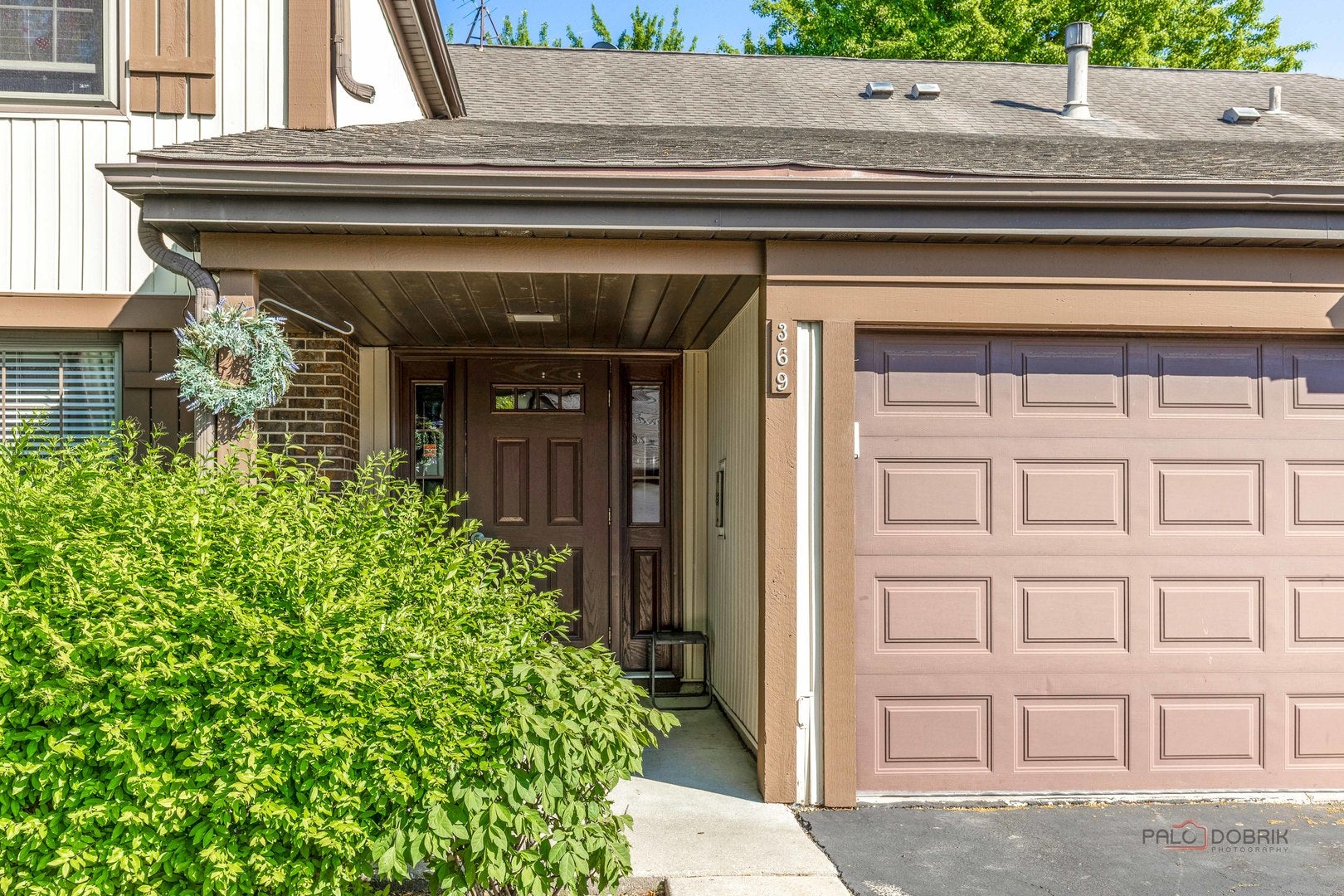 369 Southbury Court D2