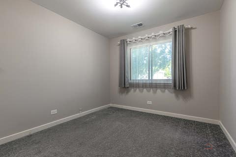 Tiny photo for 369 Southbury Court #D2, Schaumburg, IL 60193 (MLS # 12729190)