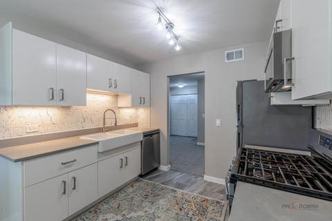 Tiny photo for 369 Southbury Court #D2, Schaumburg, IL 60193 (MLS # 12729190)