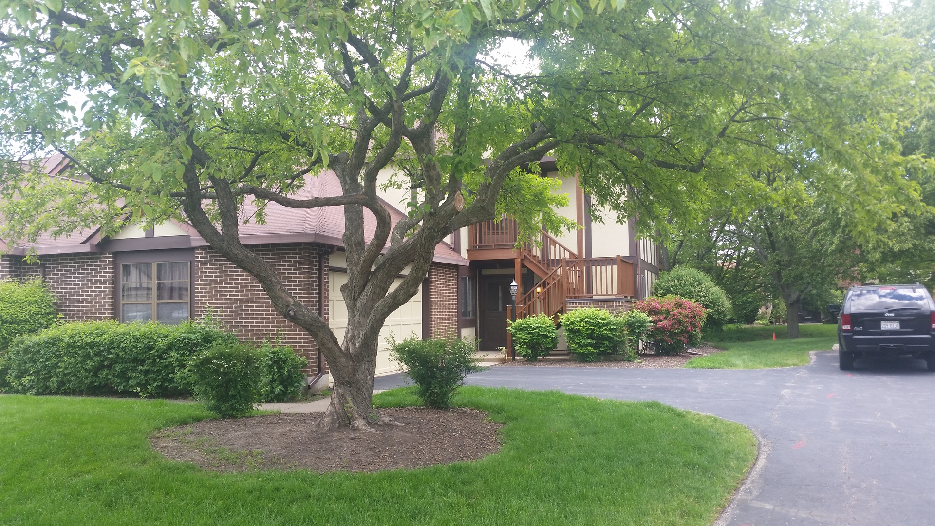 View Glen Ellyn, IL 60137 condo