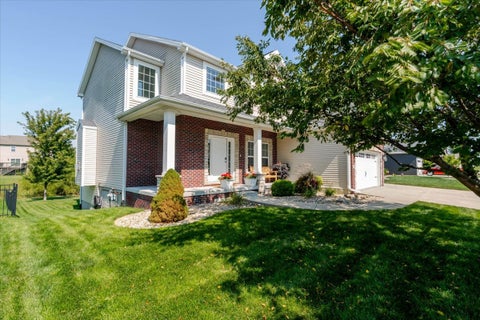 Tiny photo for 5808 Sugarberry Avenue, Bloomington, IL 61705 (MLS # 12746253)
