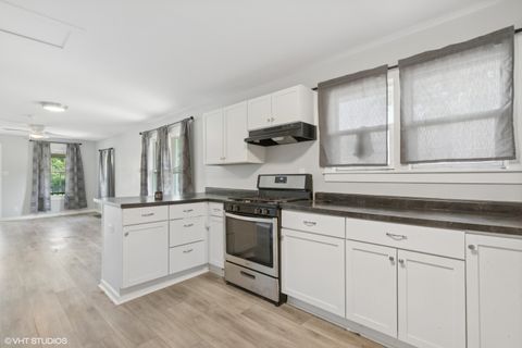 Tiny photo for 406 Ontario Street, Joliet, IL 60436 (MLS # 12446468)