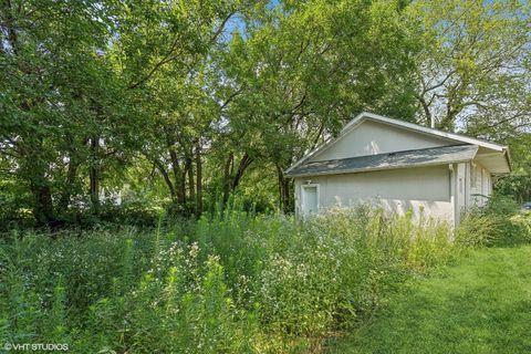 Tiny photo for 406 Ontario Street, Joliet, IL 60436 (MLS # 12446468)
