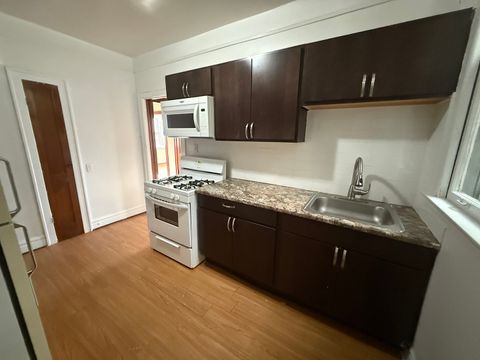 Tiny photo for 1942 S Grove Avenue #2S, Berwyn, IL 60402 (MLS # 12500349)