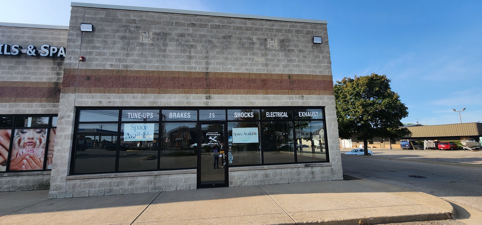 25 W Belvidere Road