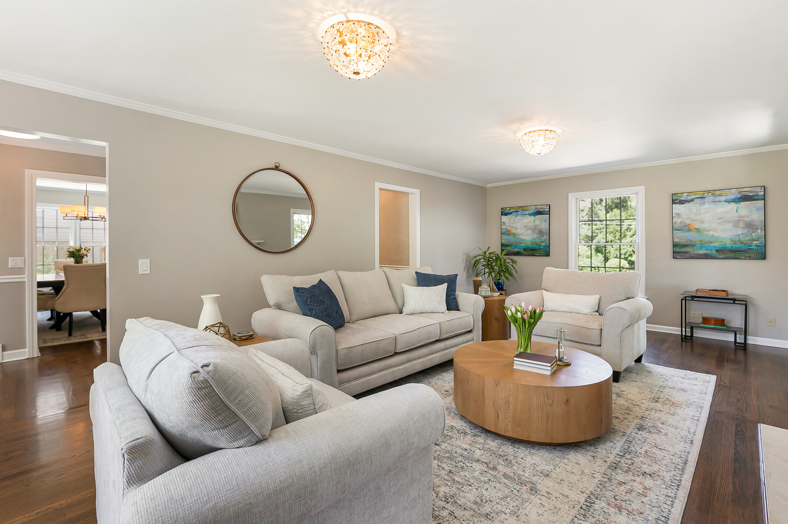 348 E Woodland Road