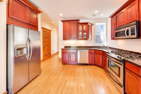 Tiny photo for 2046 W Cuyler Avenue #3W, Chicago, IL 60618 (MLS # 12706856)