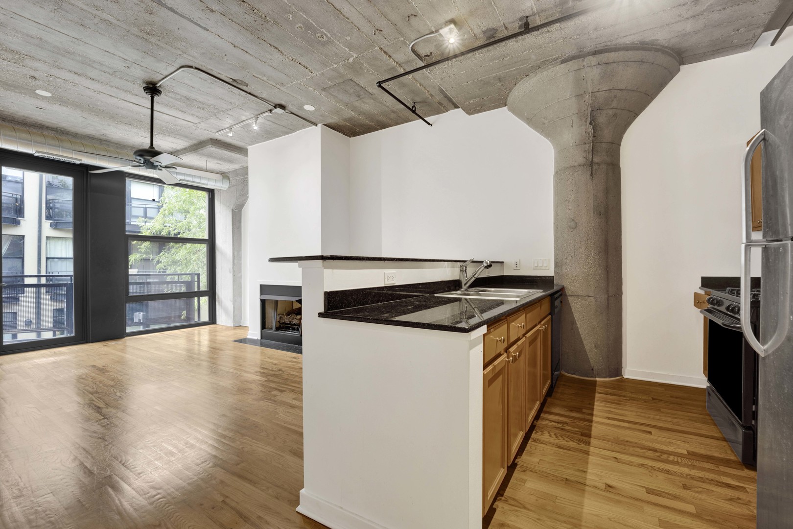 1151 W 14th Place 209