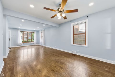 Tiny photo for 805 Norfolk Avenue, Westchester, IL 60154 (MLS # 12526862)