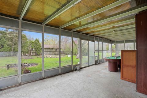 Tiny photo for 1000 N Bluebonnet Lane, Hoffman Estates, IL 60169 (MLS # 12621777)