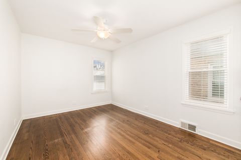 Tiny photo for 5158 W Carmen Avenue W, Chicago, IL 60630 (MLS # 12615090)