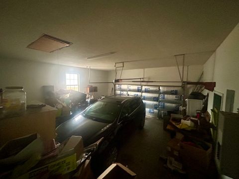 Tiny photo for 6 Carriage Lane, Metropolis, IL 62960 (MLS # 12549619)