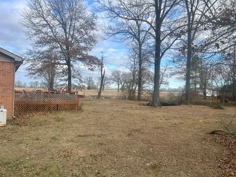 Tiny photo for 6 Carriage Lane, Metropolis, IL 62960 (MLS # 12549619)