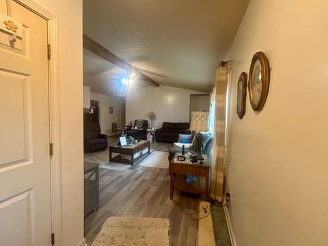 Tiny photo for 6 Carriage Lane, Metropolis, IL 62960 (MLS # 12549619)