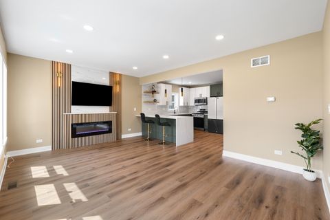 Tiny photo for 608 S 21st Avenue, Maywood, IL 60153 (MLS # 12643513)