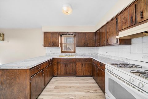 Tiny photo for 4552 Prescott Avenue, Lyons, IL 60534 (MLS # 12518416)