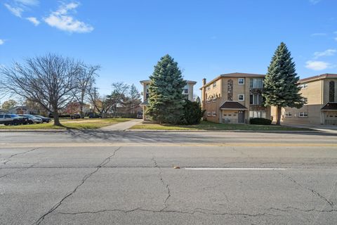Tiny photo for 4552 Prescott Avenue, Lyons, IL 60534 (MLS # 12518416)