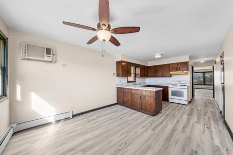 Tiny photo for 4552 Prescott Avenue, Lyons, IL 60534 (MLS # 12518416)