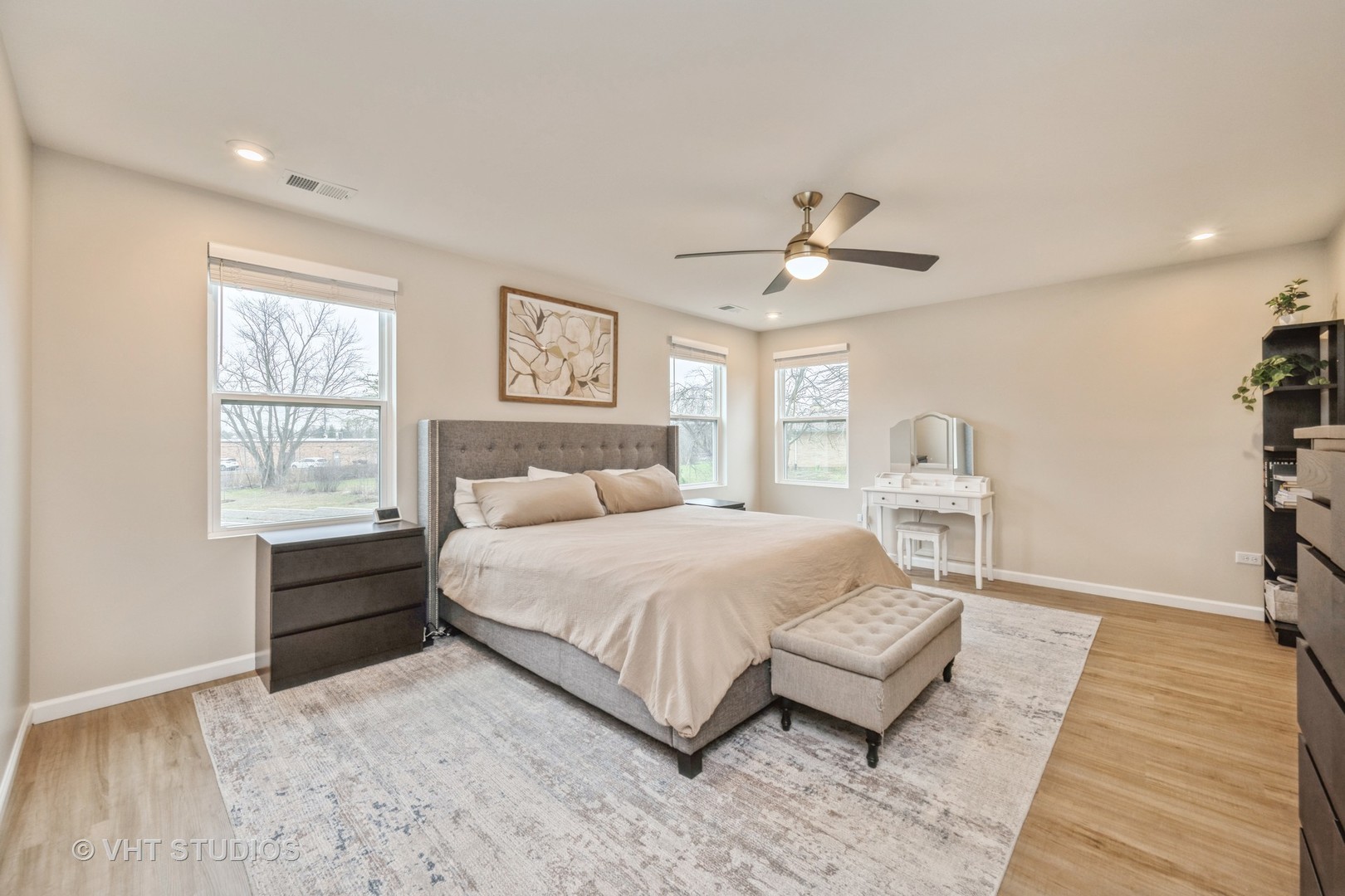 Kildeer, Illinois 60047, United States, 3 Bedrooms Bedrooms, ,3 BathroomsBathrooms,Residential,Contingent,181303