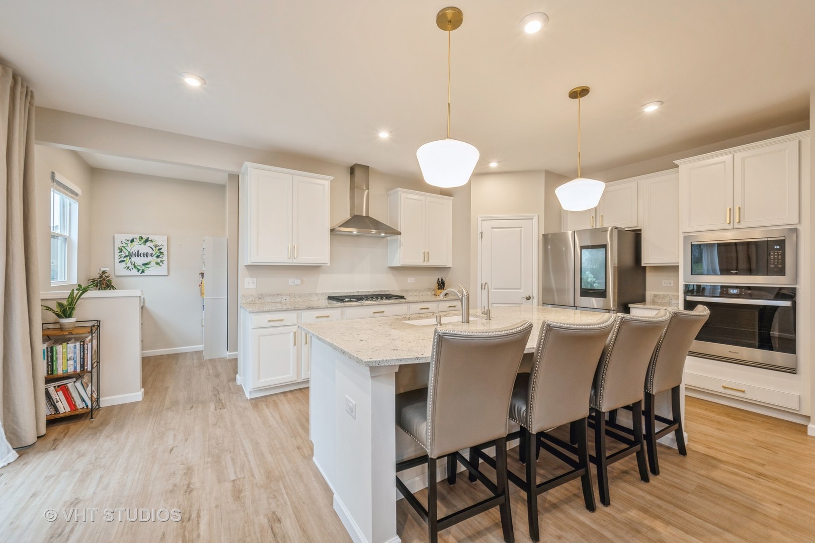 Kildeer, Illinois 60047, United States, 3 Bedrooms Bedrooms, ,3 BathroomsBathrooms,Residential,Contingent,181303