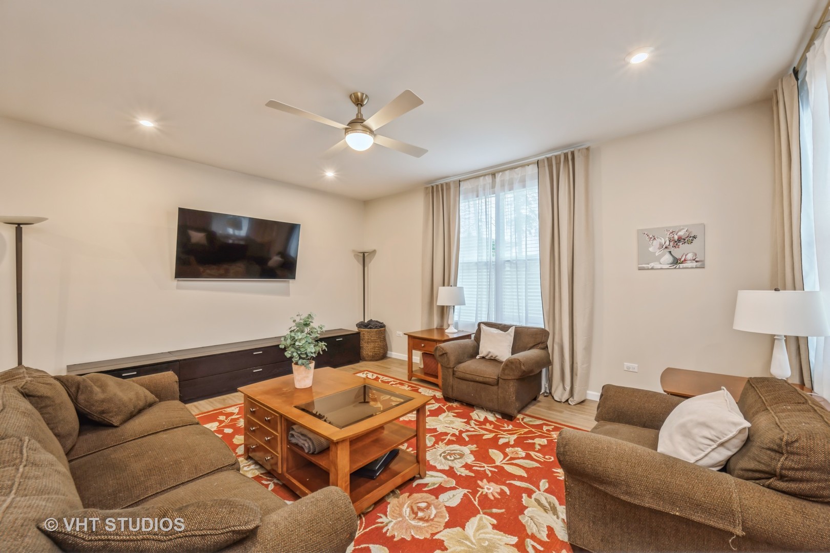 Kildeer, Illinois 60047, United States, 3 Bedrooms Bedrooms, ,3 BathroomsBathrooms,Residential,Contingent,181303