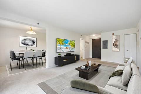 Tiny photo for 1 Villa Verde Drive #211, Buffalo Grove, IL 60089 (MLS # 12660710)