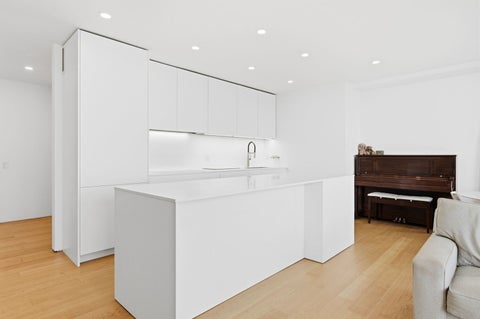 Tiny photo for 880 N Lake Shore Drive #4B, Chicago, IL 60611 (MLS # 12754624)