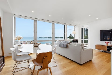 Tiny photo for 880 N Lake Shore Drive #4B, Chicago, IL 60611 (MLS # 12754624)