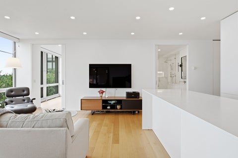 Tiny photo for 880 N Lake Shore Drive #4B, Chicago, IL 60611 (MLS # 12754624)