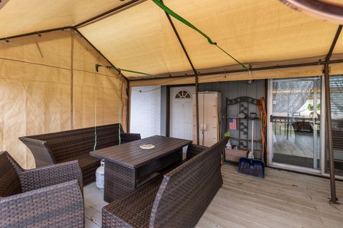 Tiny photo for 1708 PARKVIEW Ave, Rockford, IL 61107 (MLS # 12599512)