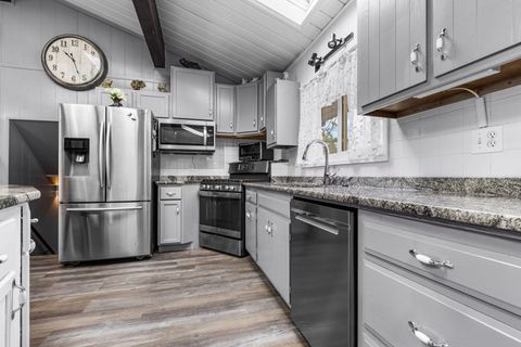 Tiny photo for 1708 PARKVIEW Ave, Rockford, IL 61107 (MLS # 12599512)