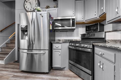 Tiny photo for 1708 PARKVIEW Ave, Rockford, IL 61107 (MLS # 12599512)