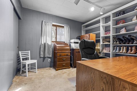 Tiny photo for 1708 PARKVIEW Ave, Rockford, IL 61107 (MLS # 12599512)