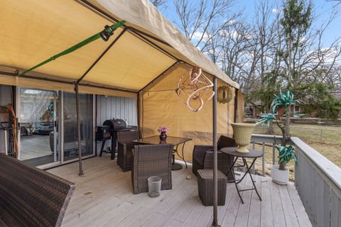 Tiny photo for 1708 PARKVIEW Ave, Rockford, IL 61107 (MLS # 12599512)