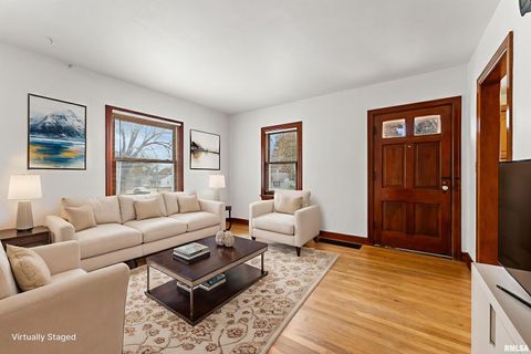 Tiny photo for 511 WAVERLY Road, Davenport, IA 52804 (MLS # QC4269307)