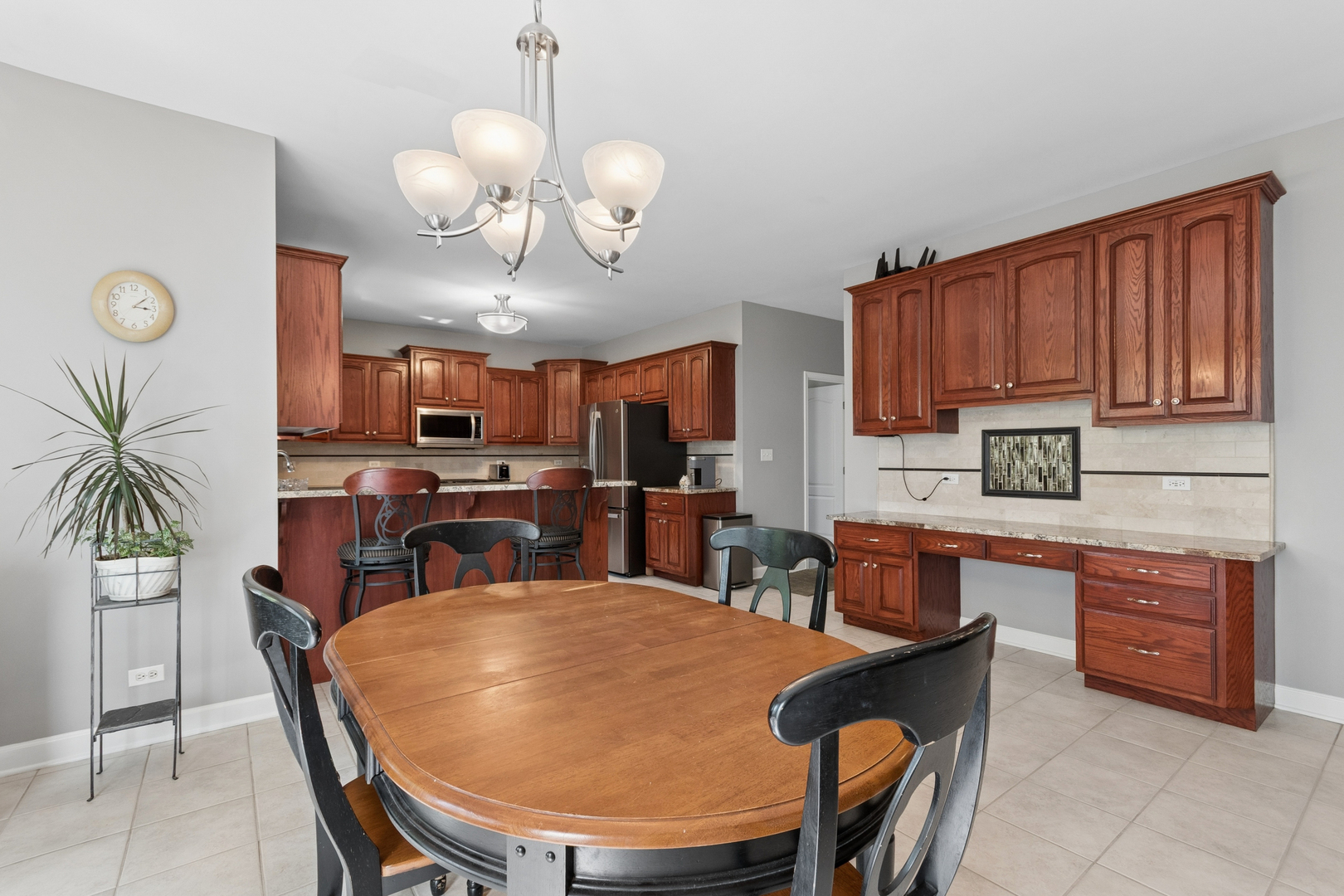 13152 S Vicarage Drive