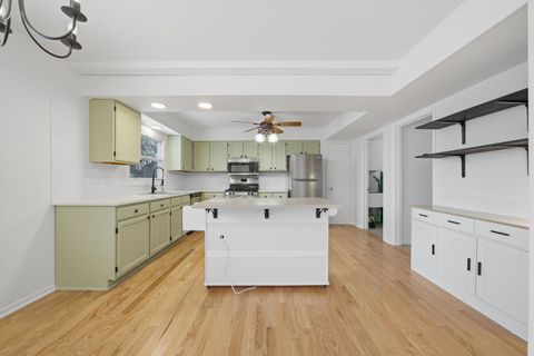 Tiny photo for Elk Grove Village, IL 60007 (MLS # 12631606)