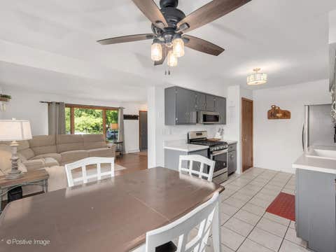 Tiny photo for 1042 Schoolgate Road, New Lenox, IL 60451 (MLS # 12700137)