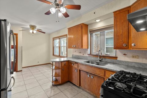 Tiny photo for 2834 N Narragansett Avenue, Chicago, IL 60634 (MLS # 12515690)