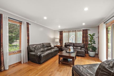 Tiny photo for 10040 W 127th Street, Palos Park, IL 60464 (MLS # 12507207)