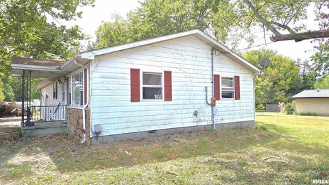 Tiny photo for 518 Fife Street, Carrier Mills, IL 62917 (MLS # EB459520)
