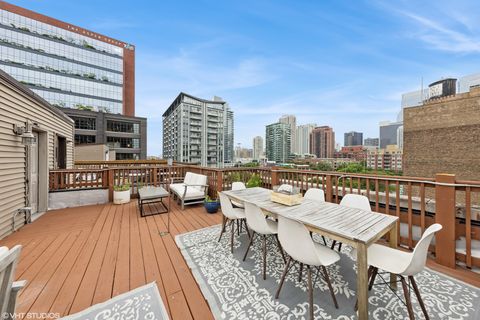 Tiny photo for 210 N Halsted Street #4, Chicago, IL 60661 (MLS # 12566553)