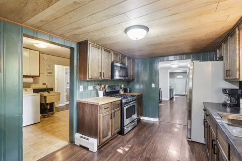 Tiny photo for 38528 N Drexel Boulevard, Antioch, IL 60002 (MLS # 12615013)