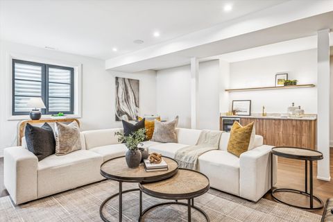 Tiny photo for 377 S Prairie Avenue, Elmhurst, IL 60126 (MLS # 12566097)