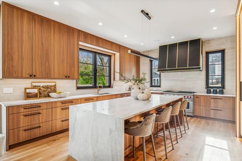 Tiny photo for 377 S Prairie Avenue, Elmhurst, IL 60126 (MLS # 12566097)