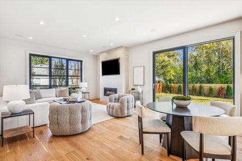 Tiny photo for 377 S Prairie Avenue, Elmhurst, IL 60126 (MLS # 12566097)