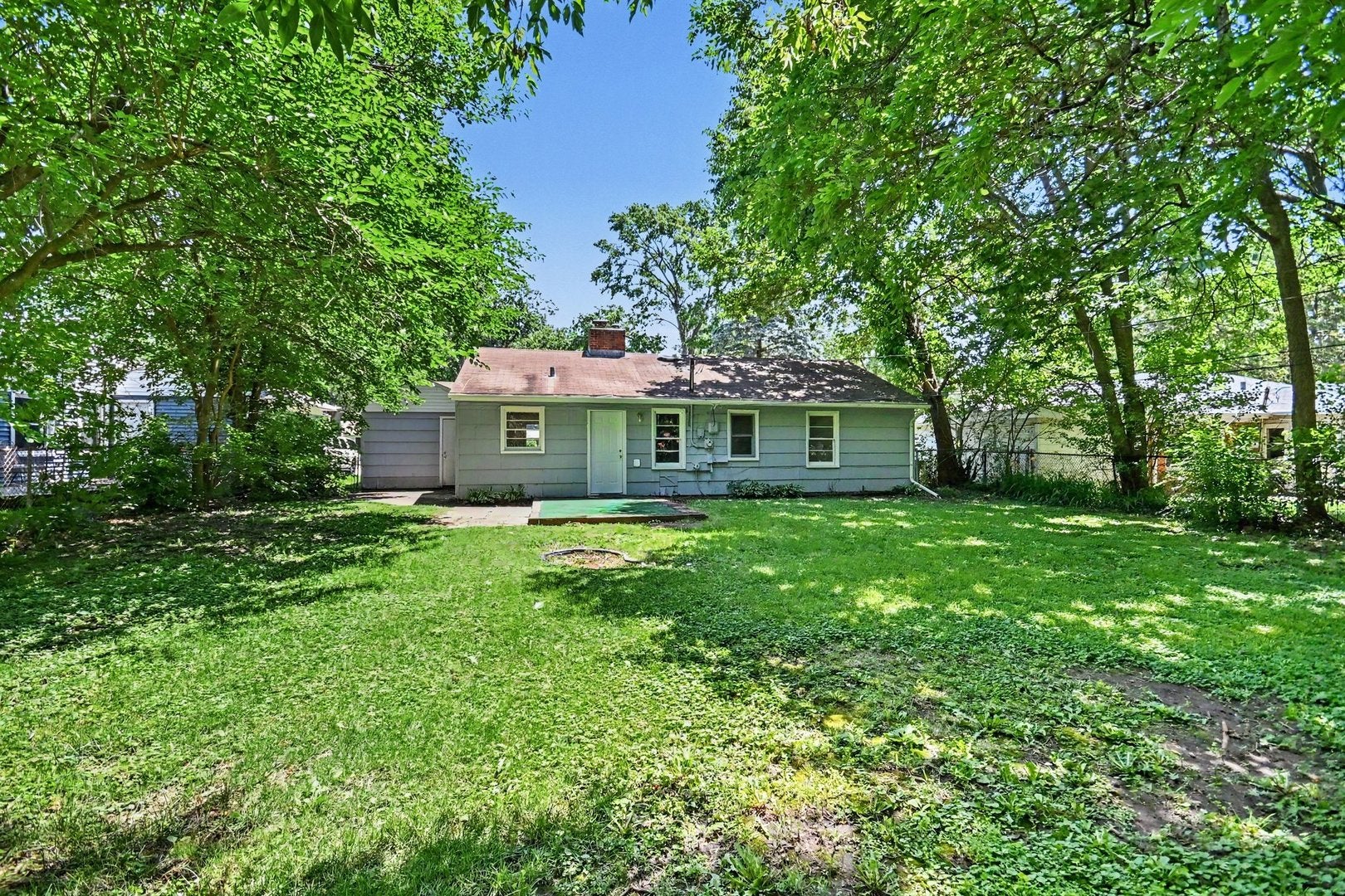 322 Indianwood Boulevard